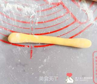 南瓜鸽子馒头的做法步骤:2