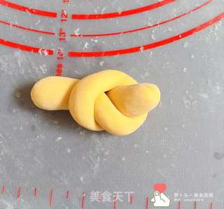 南瓜鸽子馒头的做法步骤:3