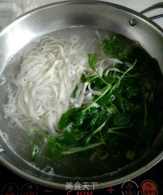 酸汤面的做法步骤：3