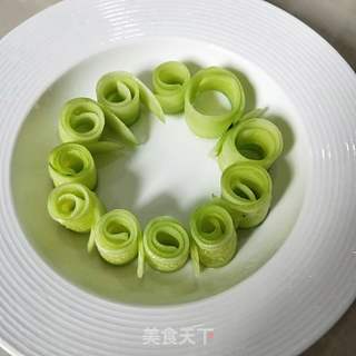 咸蛋黄蔬菜沙拉的做法步骤：4