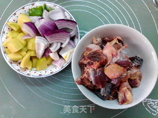 大盘鸡的做法步骤:2