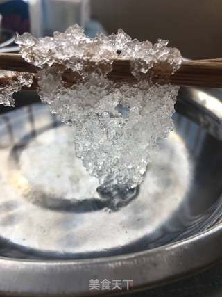 鸡蛋雪燕羹的做法步骤：1