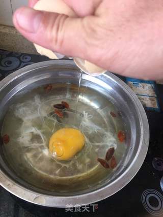 鸡蛋雪燕羹的做法步骤:4