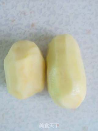 土豆芝麻饼的做法步骤：1