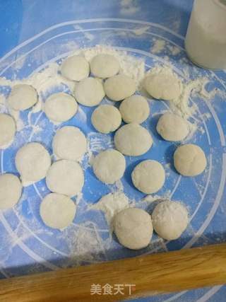 香菇大葱猪肉馅饺子的做法步骤:12