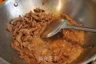 嫩炒牛肉条的做法步骤:4
