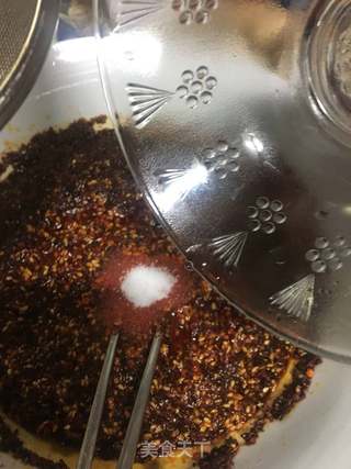 油泼辣子的做法步骤:7