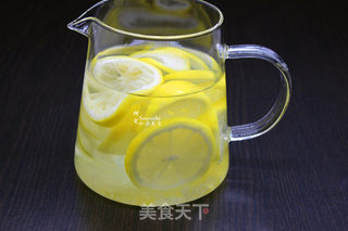 清香柠檬蜂蜜茶的做法步骤:3