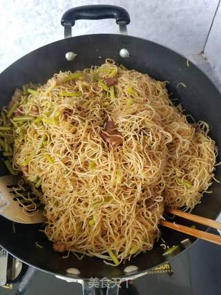 “蒸菜”蒜苔肉卤面的做法步骤：11
