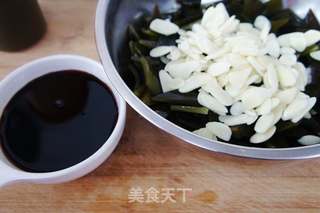 泡椒海带根的做法步骤:3