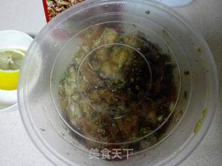 蒜香孜然烤羊排的做法步骤:2