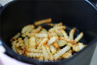 芝士波形薯条的做法步骤:6