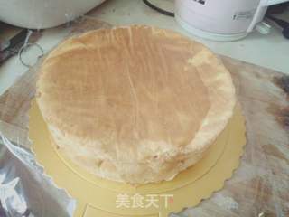 奶油水果生日蛋糕的做法步骤:5