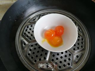蛋黄肉松青团的做法步骤:7
