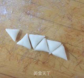 小猪豆沙包的做法步骤:10