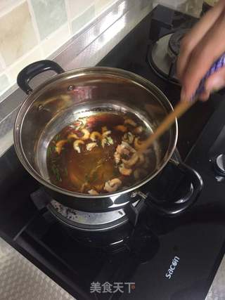 老干妈拌面的做法步骤：2