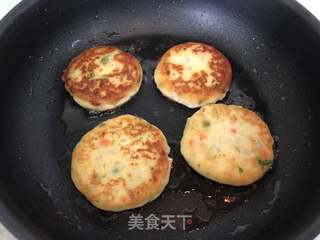 土豆饼的做法步骤:10