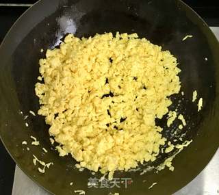 夏日懒人餐之韭菜鸡蛋木耳饺子的做法步骤:2