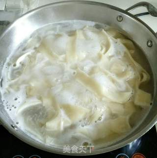 油泼面的做法步骤:4