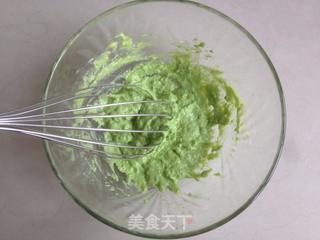 菠菜戚风蛋糕的做法步骤:5