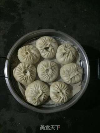 包子 韭菜红薯粉鸡蛋包子的做法步骤:9