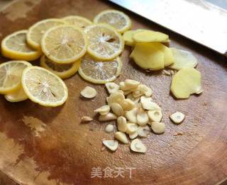 泡椒凤爪的做法步骤:4