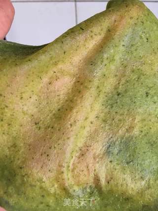 菠菜春饼的做法步骤:12