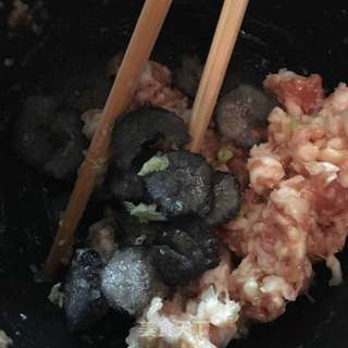 翡翠白菜海参肉饺的做法步骤:6