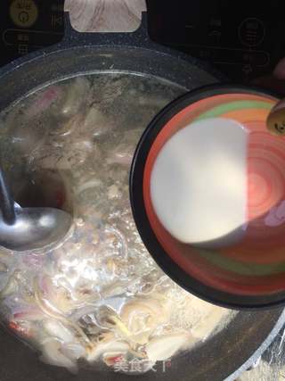 杂七杂八酸辣羹汤的做法步骤:7