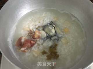 鲜蚝干贝粥的做法步骤：5