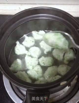 西兰花虾仁水汆丸子的做法步骤：6