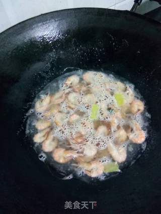 白灼淡水虾的做法步骤：5