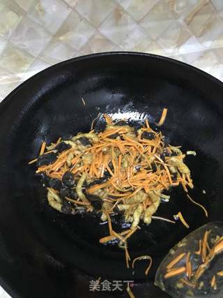 爆炒东北大拉皮的做法步骤:4
