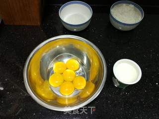 米奇奶油水果生日蛋糕的做法步骤:2