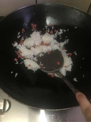 猪油炒饭的做法步骤:3