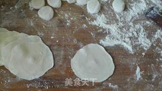 酸菜饺子的做法步骤:7