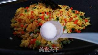 素锦蛋炒饭的做法步骤：8