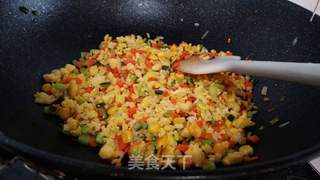 素锦蛋炒饭的做法步骤:9
