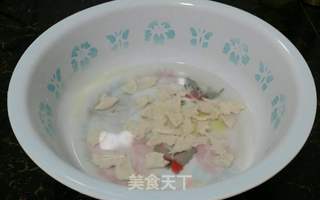 纯碱手工原味饼的做法步骤：1