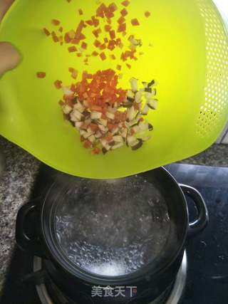 蔬菜肉末粥的做法步骤:5