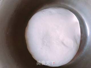 韭菜猪肉水饺的做法步骤:2