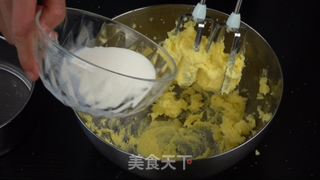 原味曲奇饼干(嵌入式烤箱)的做法步骤:3