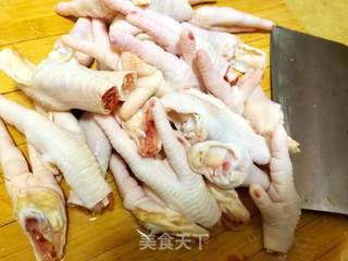 秋妍家网红鸡爪的做法步骤:3