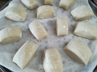 黑芝麻刀切馒头的做法步骤:7