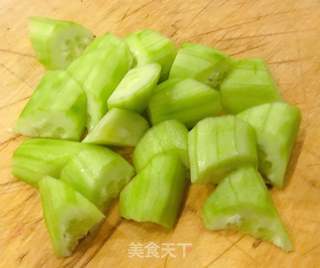 脱骨凤爪拌青瓜的做法步骤:3