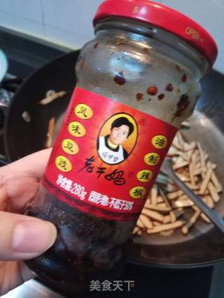 风味豆豉炒香干的做法步骤:6