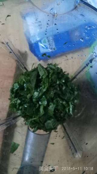 香椿芽鸡蛋羹的做法步骤：3