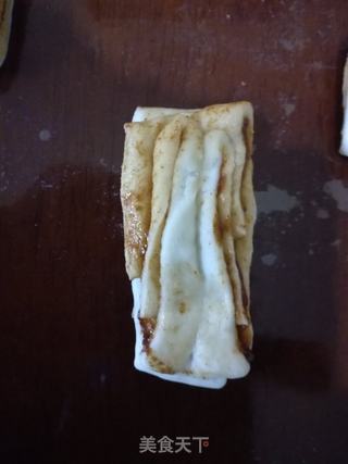辣花卷的做法步骤:10