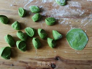 荠菜煎饺的做法步骤:9