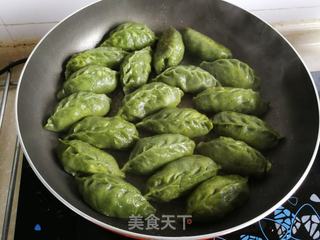 荠菜煎饺的做法步骤:13